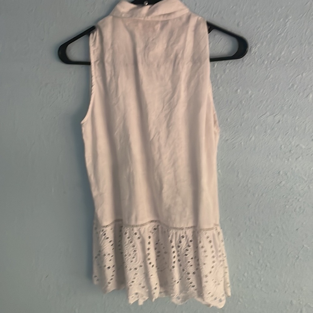 Linen button down S - Picture 2 of 5
